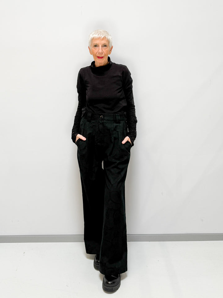 Schwarze Hose Muster