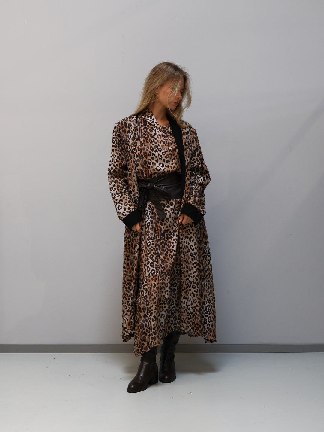 Kimono Lang Schwarz Leo