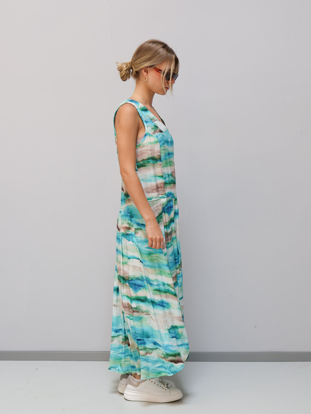 Gemustertes Kleid in Türkis