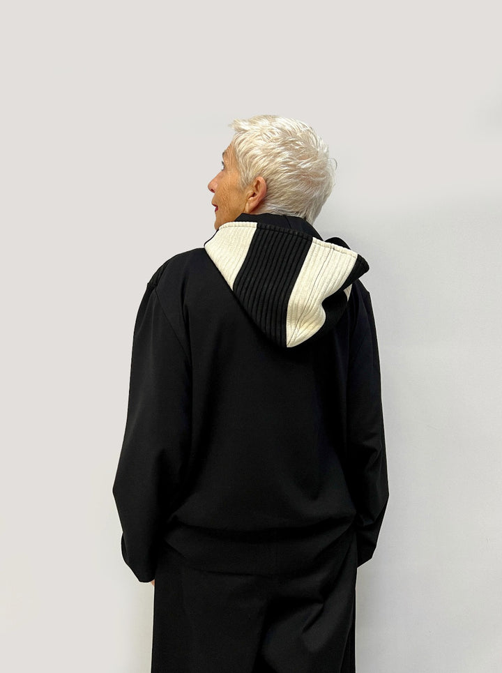 gestreifter Pulli