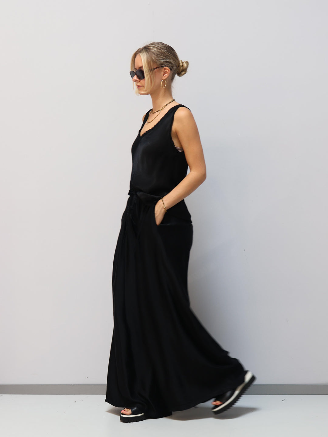 Hose Isabella schwarz