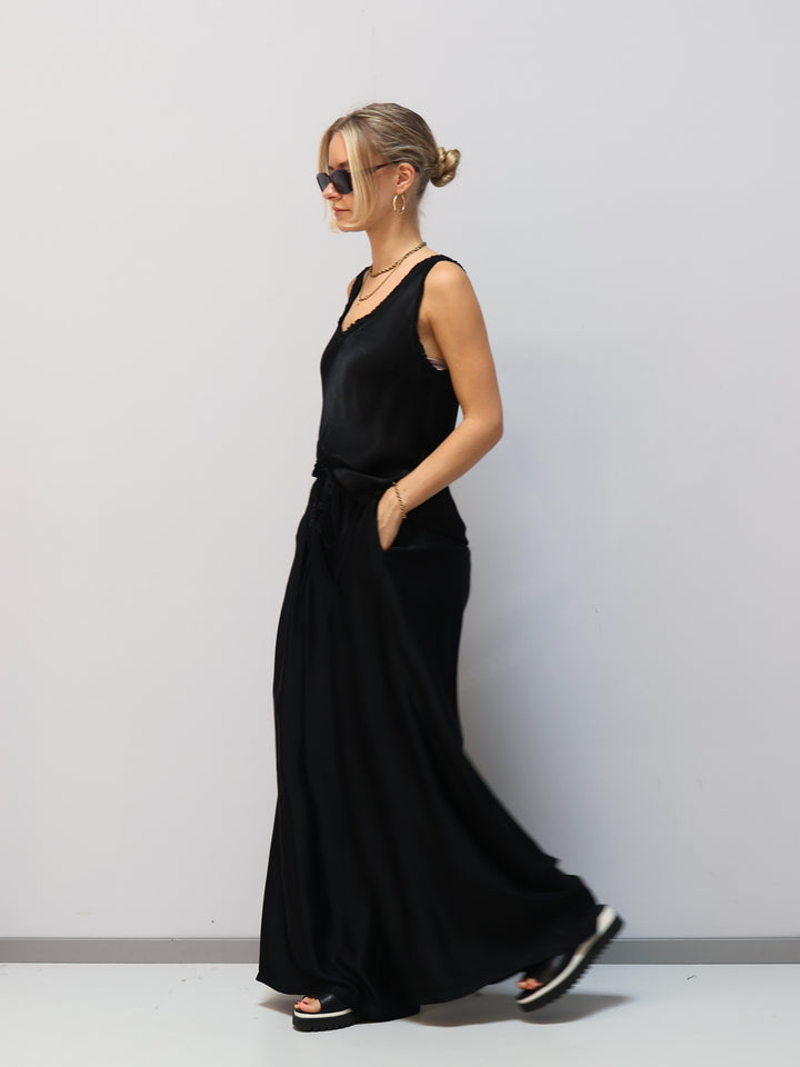 Hose Isabella schwarz