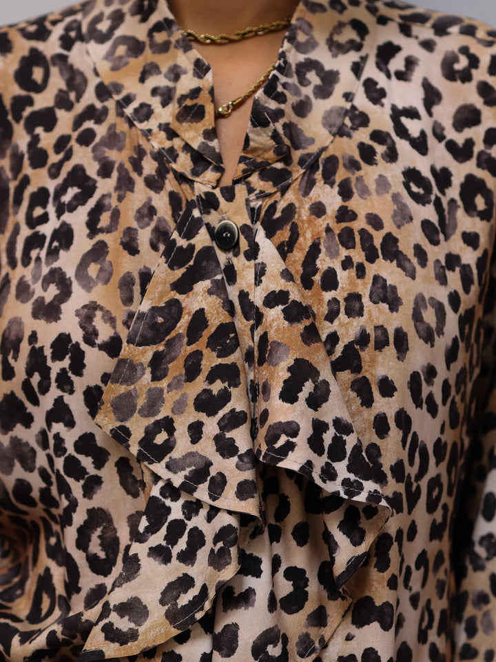 Blouse Leo with ruffles