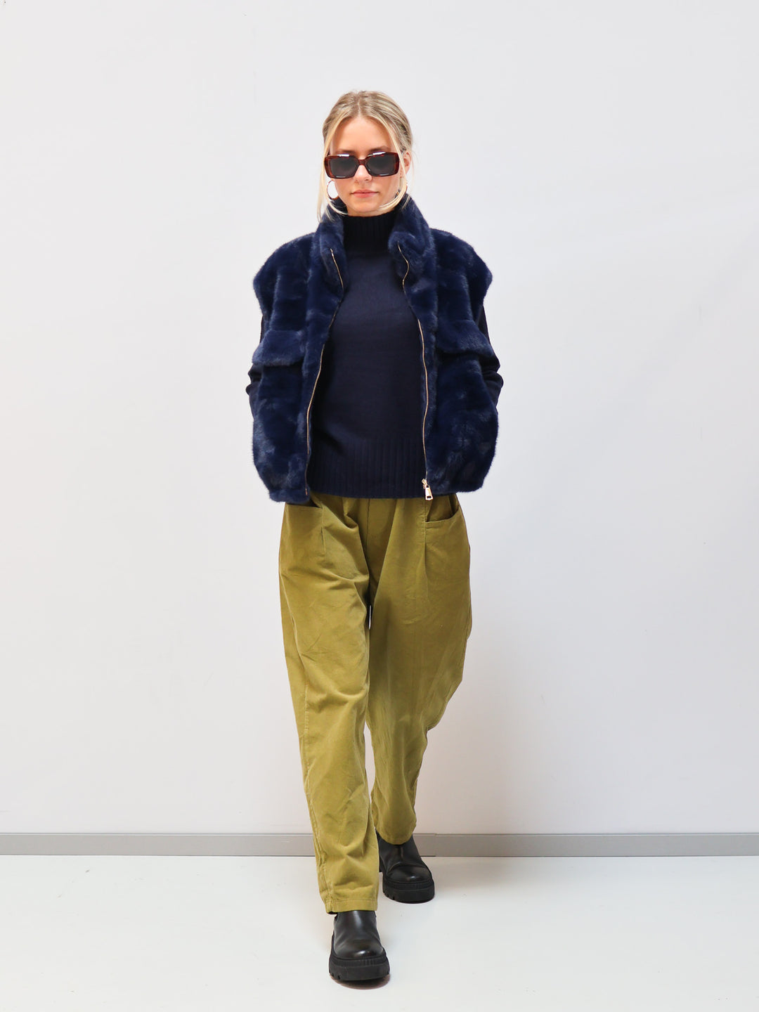 Cordhose Lucy