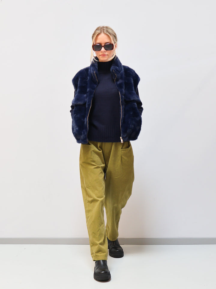 Cordhose Lucy