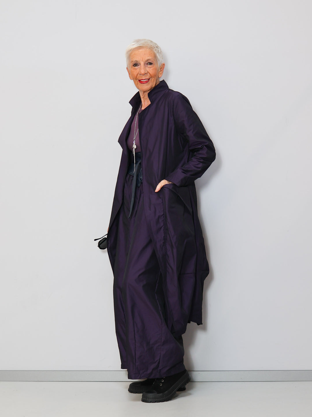 Designermantel lila