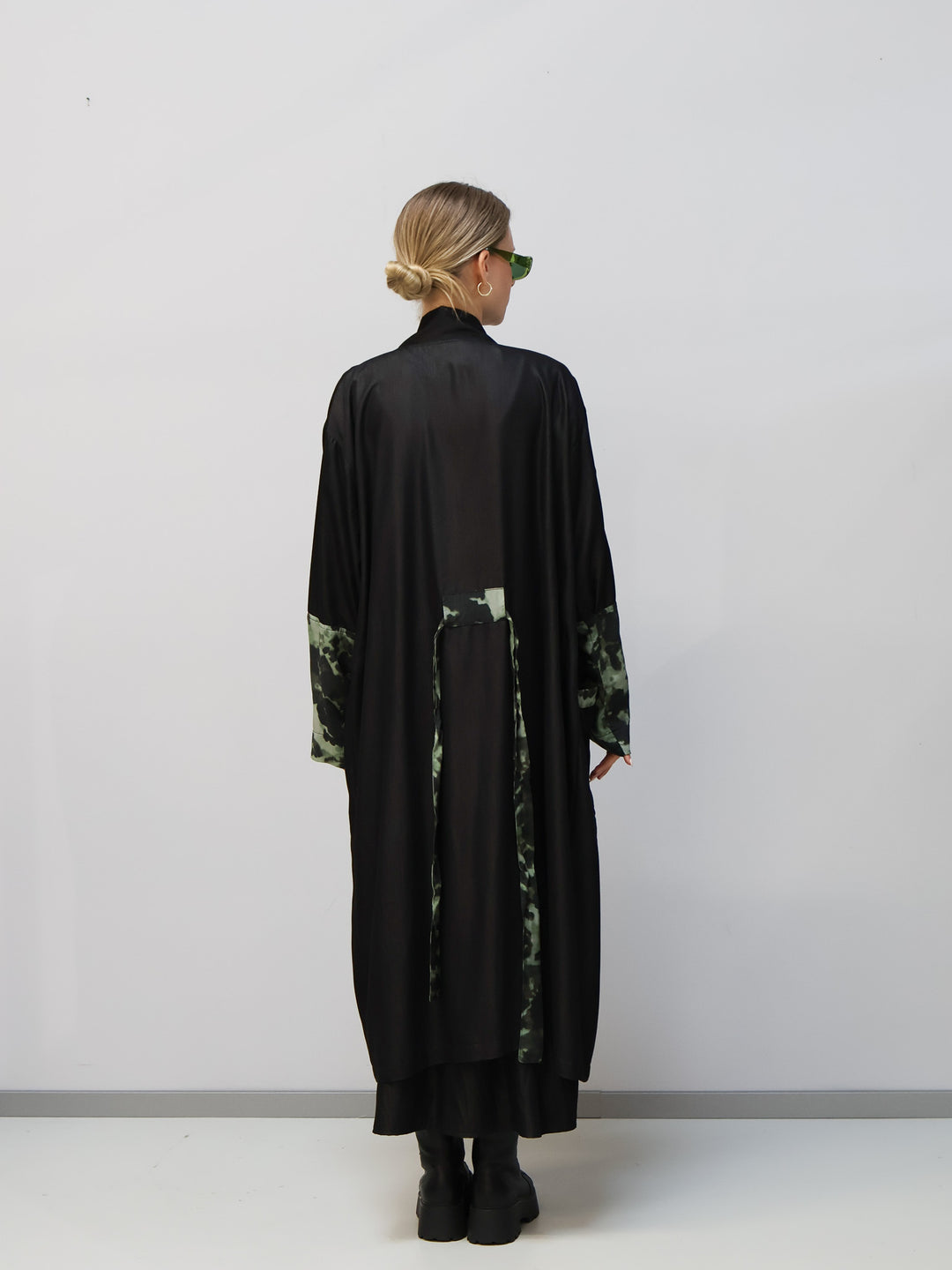 Schwarzer Kimono Camouflage