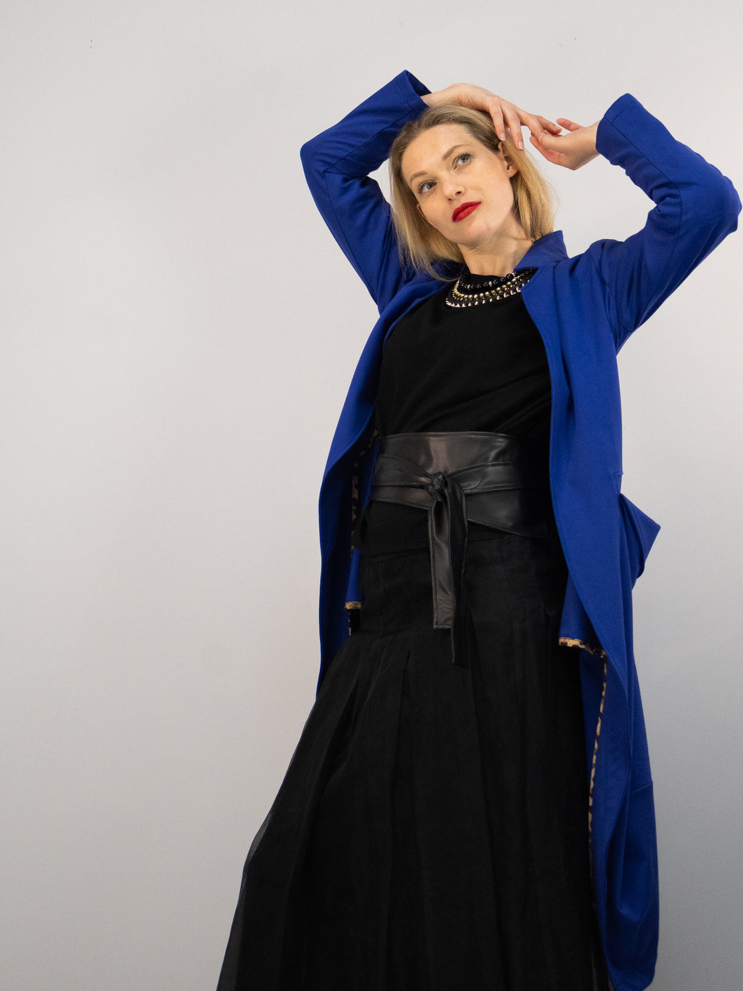 Mantel Schwarz & Blau