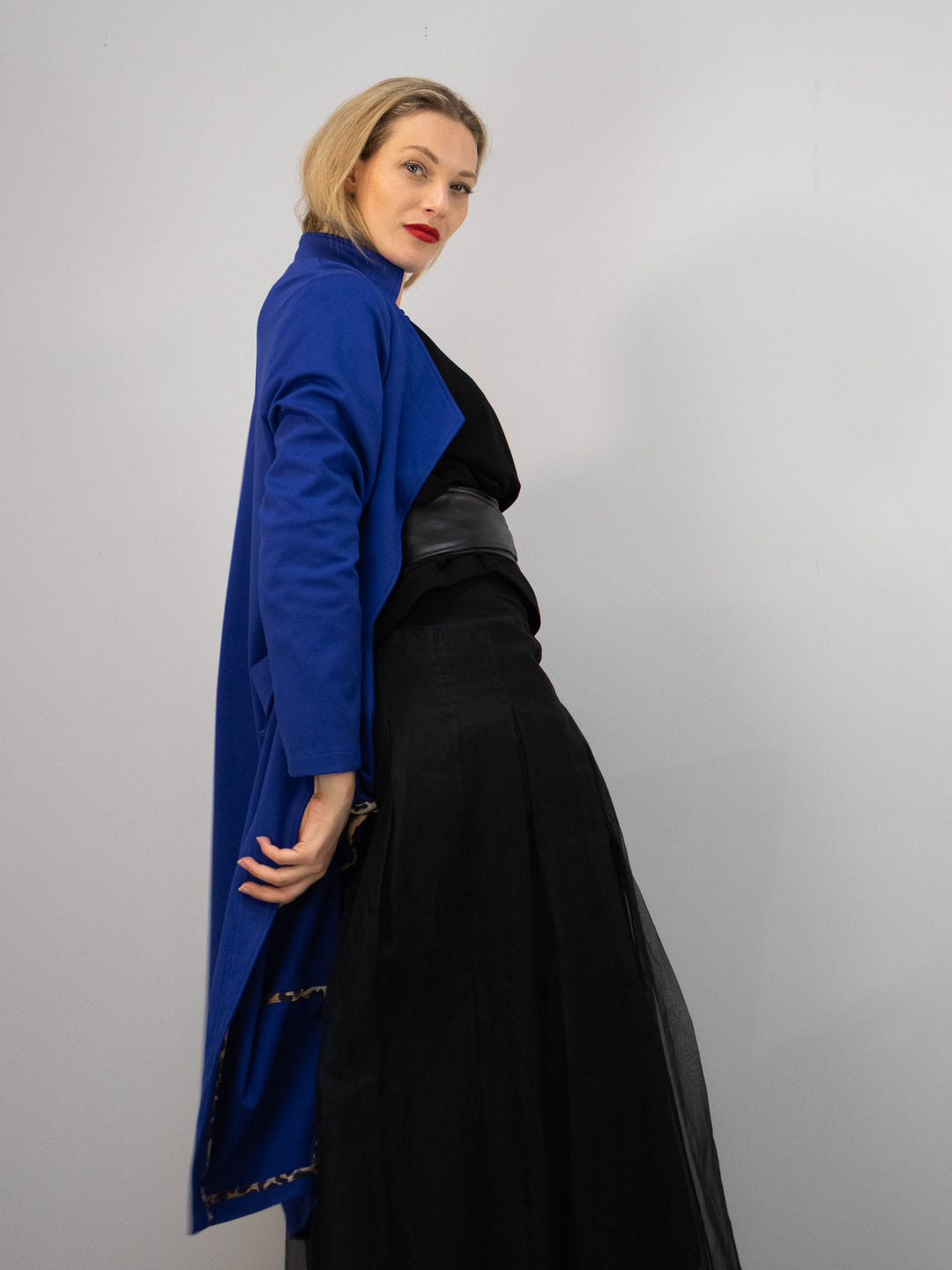 Mantel Schwarz & Blau