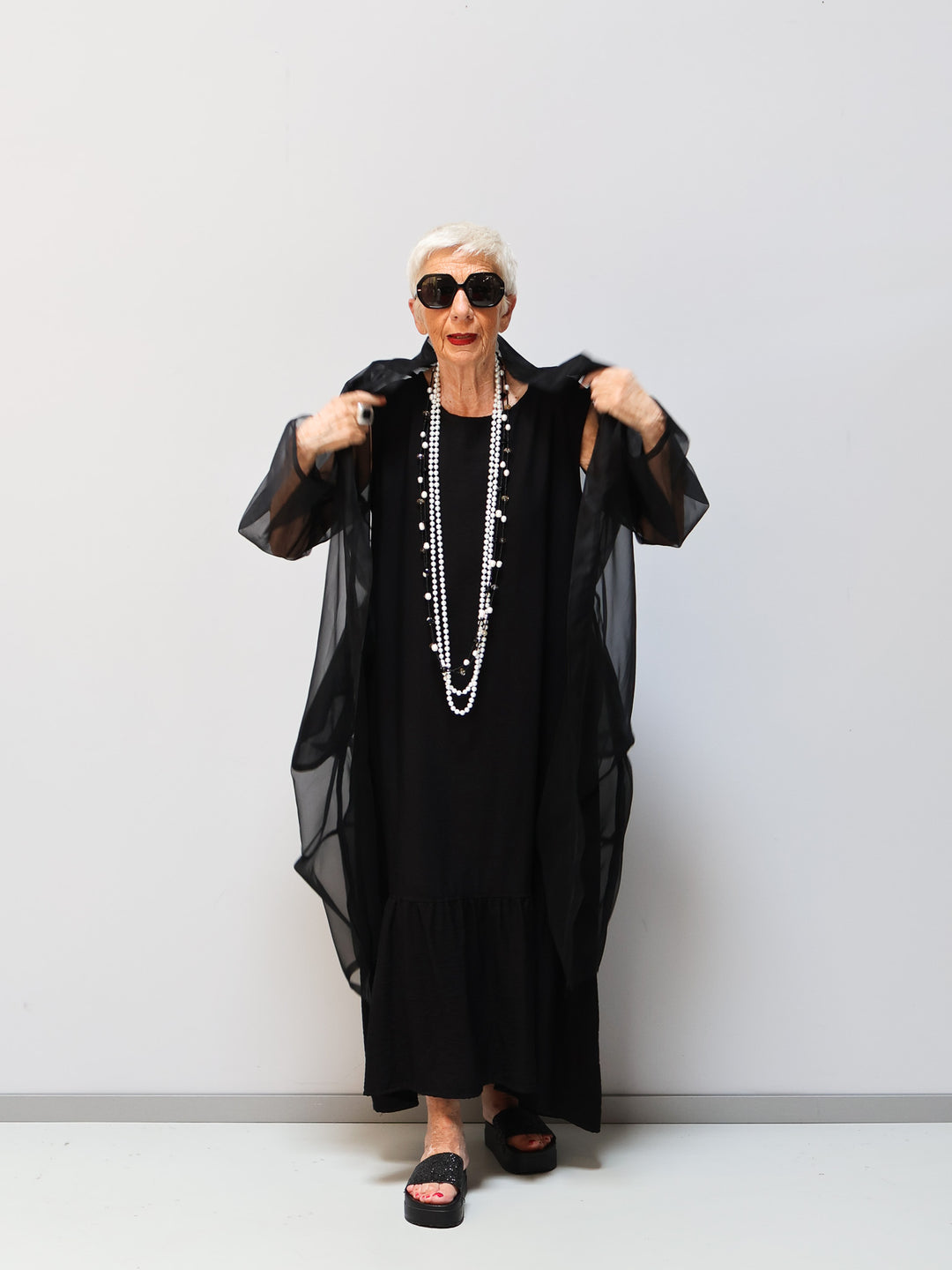 Kleid mit Volant