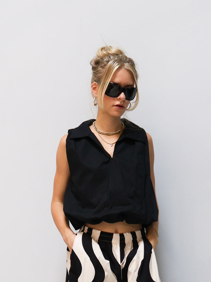 Kurze Bluse