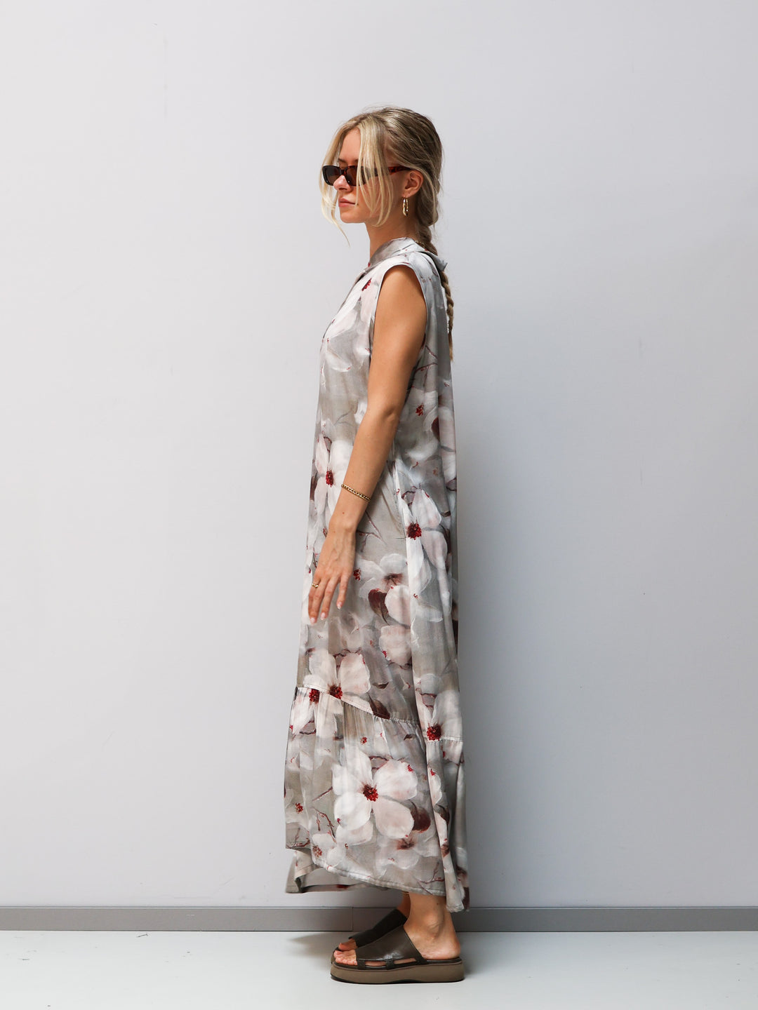 Kleid mit Volant