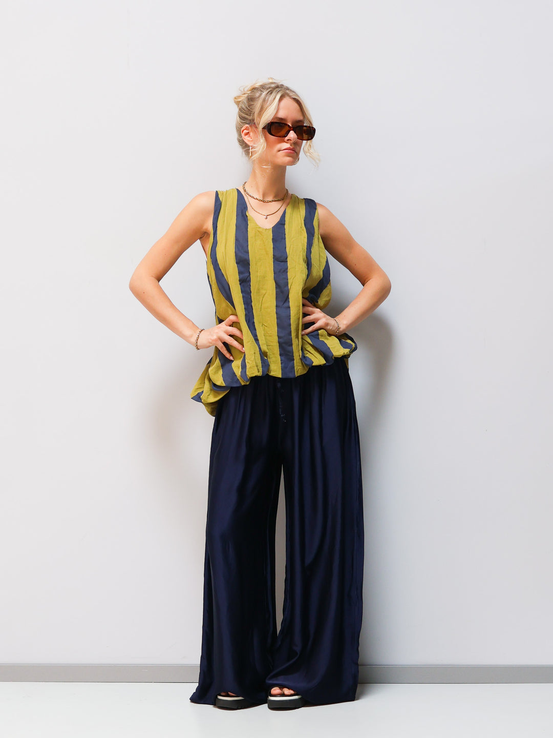 Hose Blau