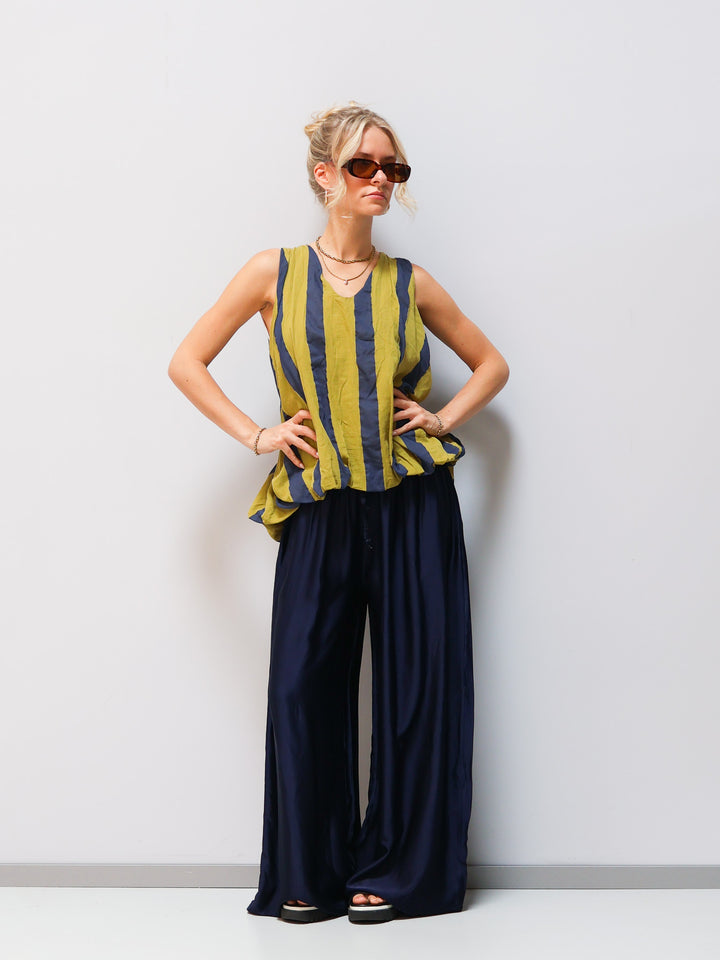 Hose Blau