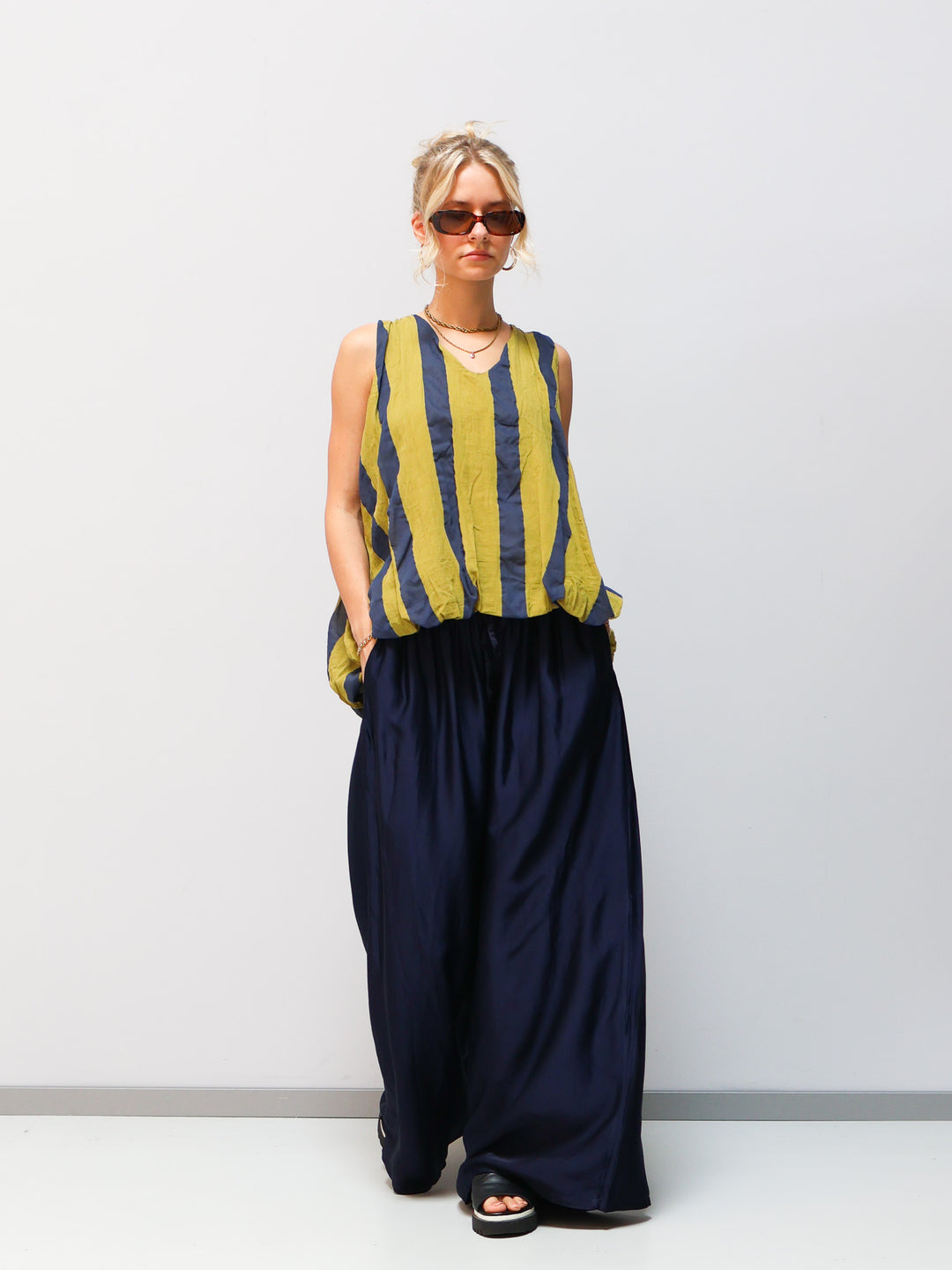 Hose Blau