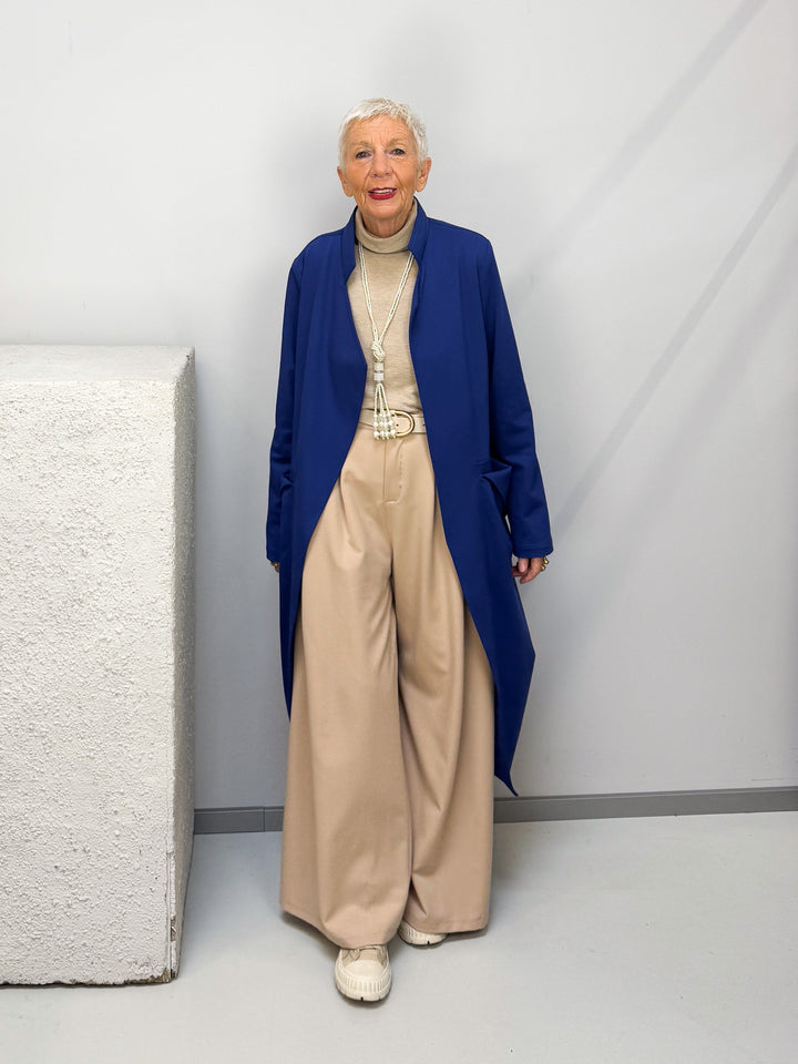 Mantel Schwarz & Blau