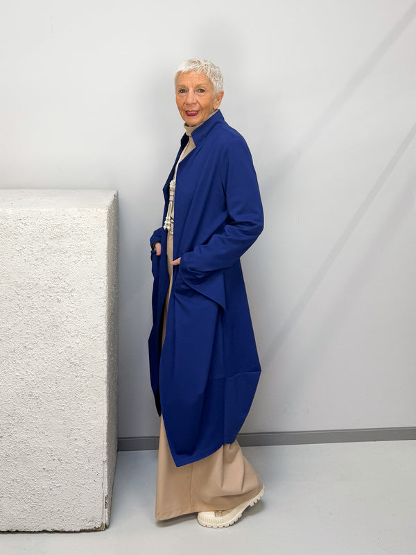 Mantel Schwarz & Blau