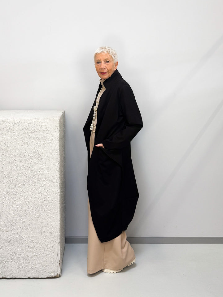 Mantel Schwarz & Blau