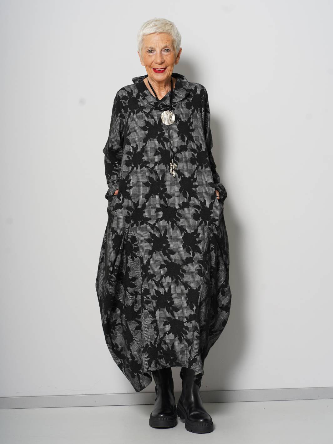 Kleid Karo Blumen