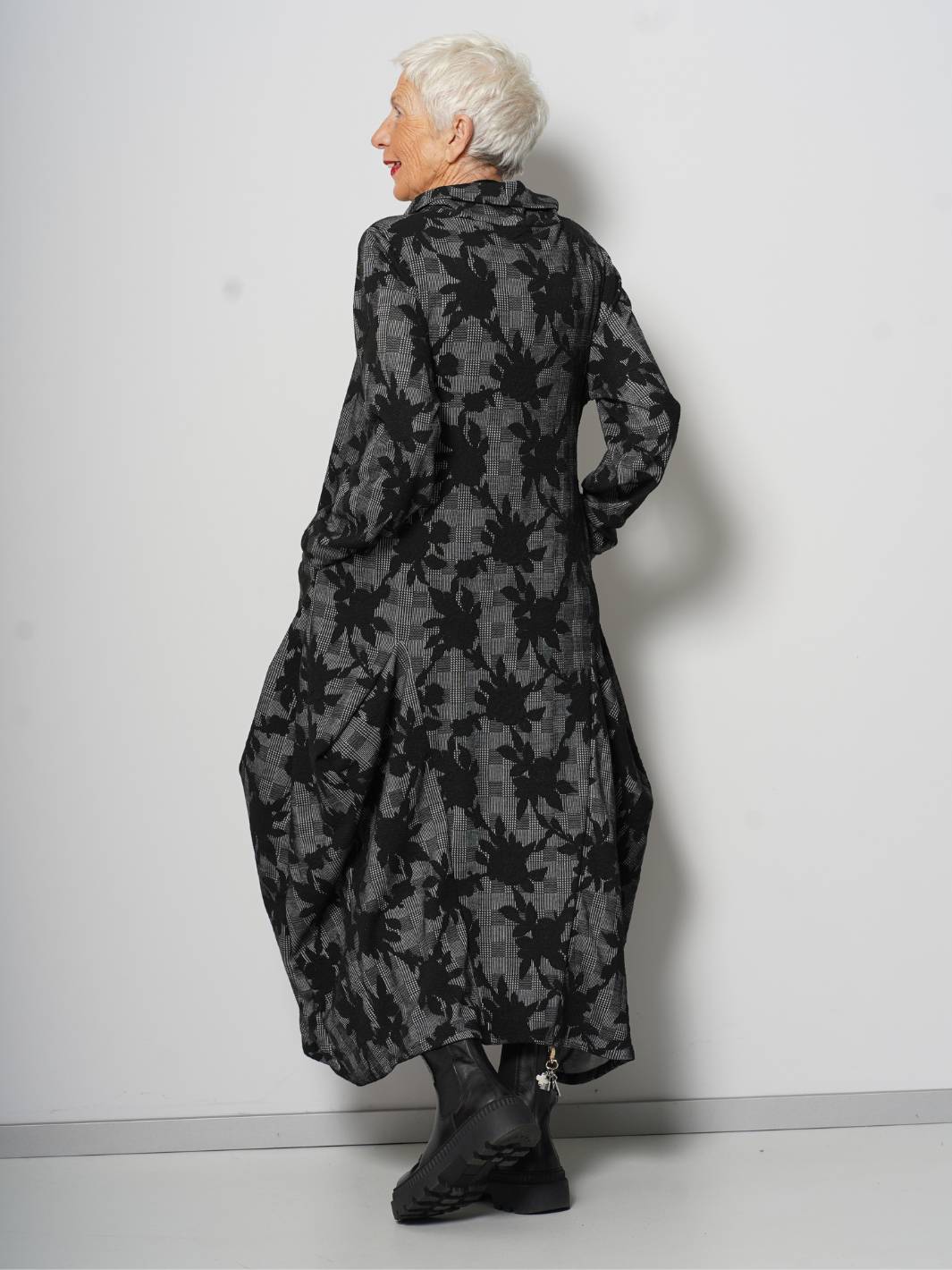 Kleid Karo Blumen